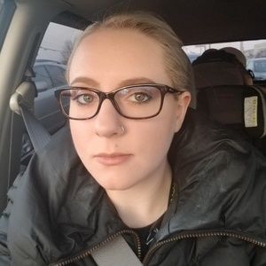 Meet your Posher, Paige